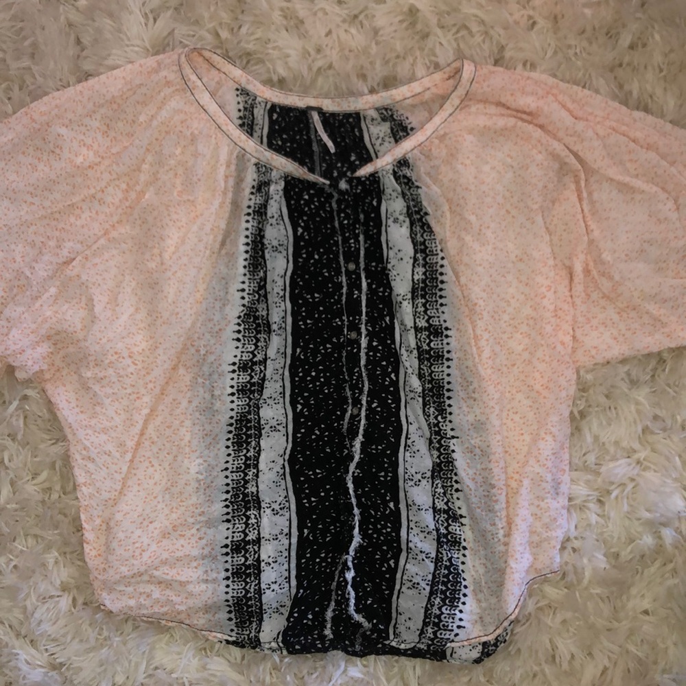 PRETTY 🌷FREE PEOPLE DOLMAN SLEEVE BUTTON BLOUSE